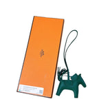 エルメス HERMES ロデオPM W刻 ヴェールモワイヤン アニョーミロ レディース チャーム