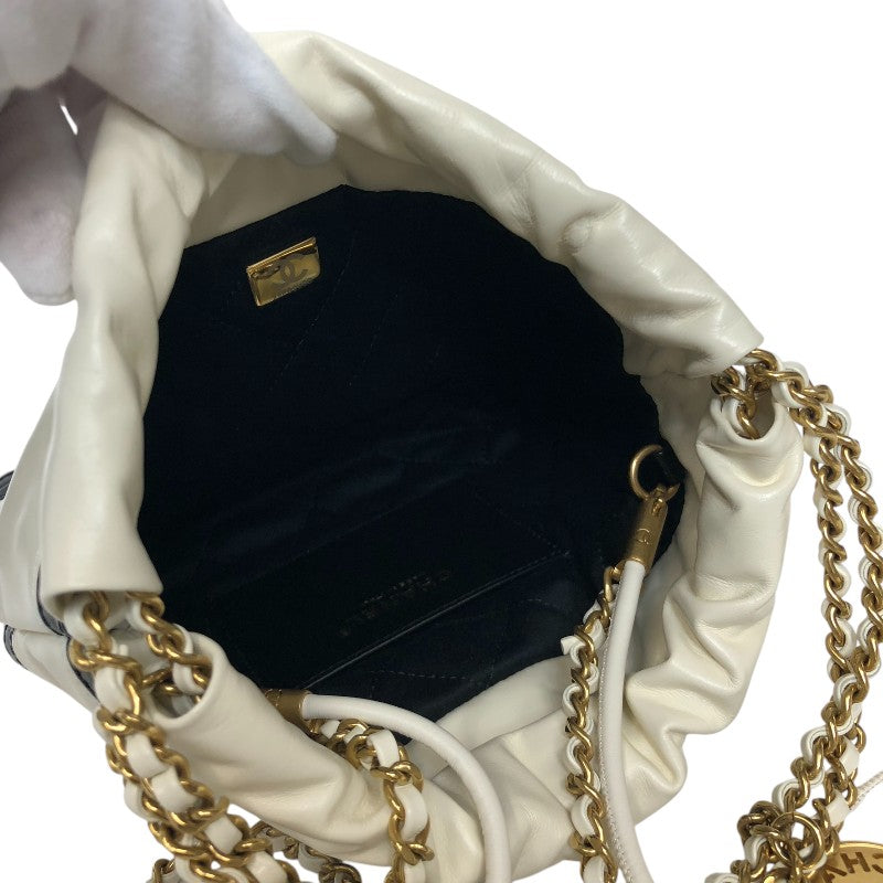 シャネル CHANEL CHANEL22 ミニ AS3980 ホワイト・ブラック ゴールド金具 シャイニーカーフ レディース ハンドバッグ