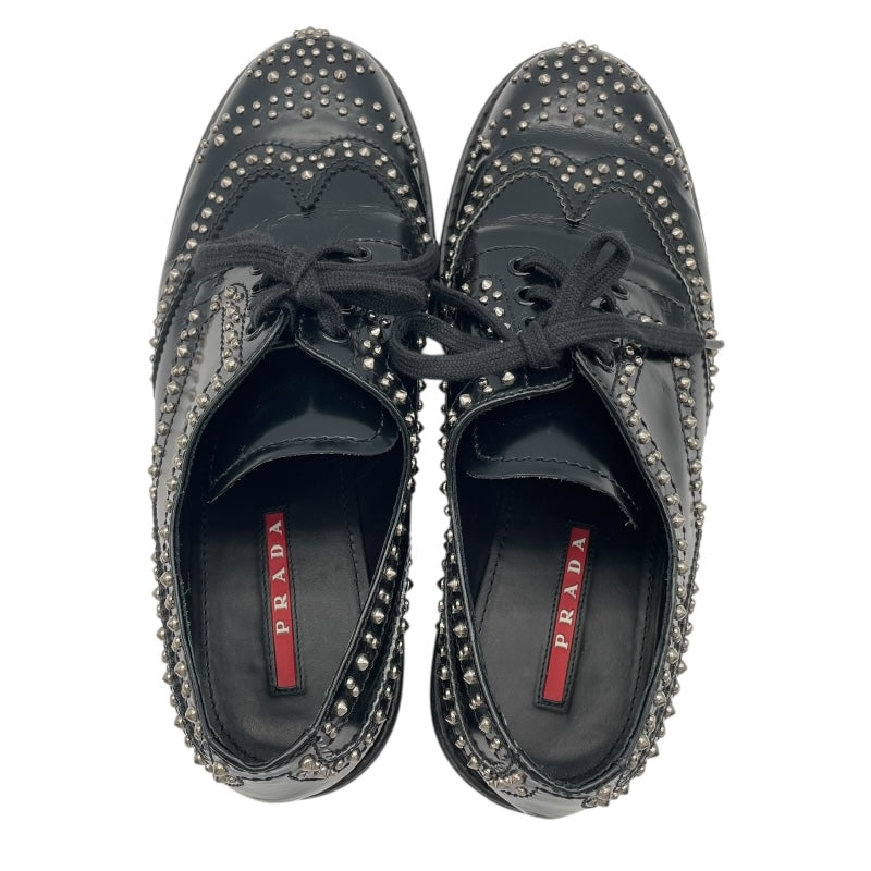 プラダ PRADA スタッズ装飾ウィングチップレザーシューズ ブラック
