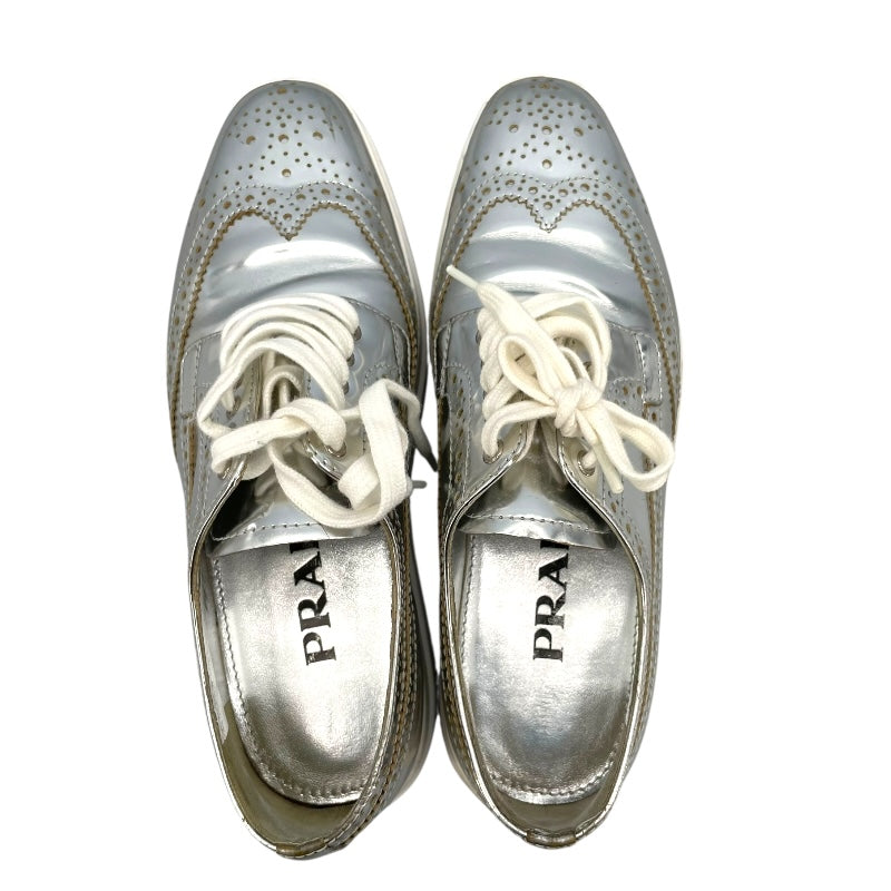 プラダ PRADA ウィングチップ ローカットスニーカー シルバー レディース スニーカー