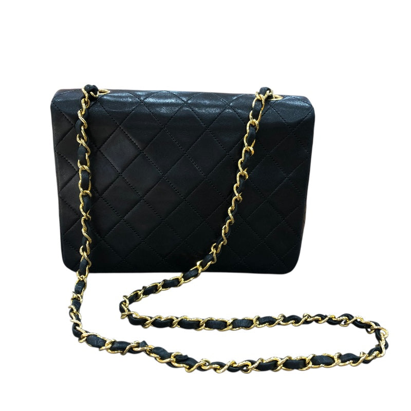 シャネル CHANEL マトラッセチェーンショルダーバッグ ブラック　ゴールド金具 ラムスキン レディース ショルダーバッグ