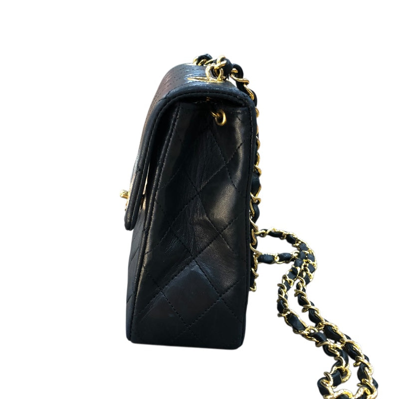シャネル CHANEL マトラッセチェーンショルダーバッグ ブラック　ゴールド金具 ラムスキン レディース ショルダーバッグ