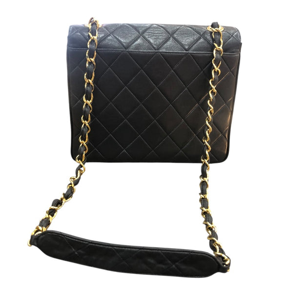 シャネル CHANEL チェーンショルダー ブラック　GD金具 ラムスキン ユニセックス ショルダーバッグ