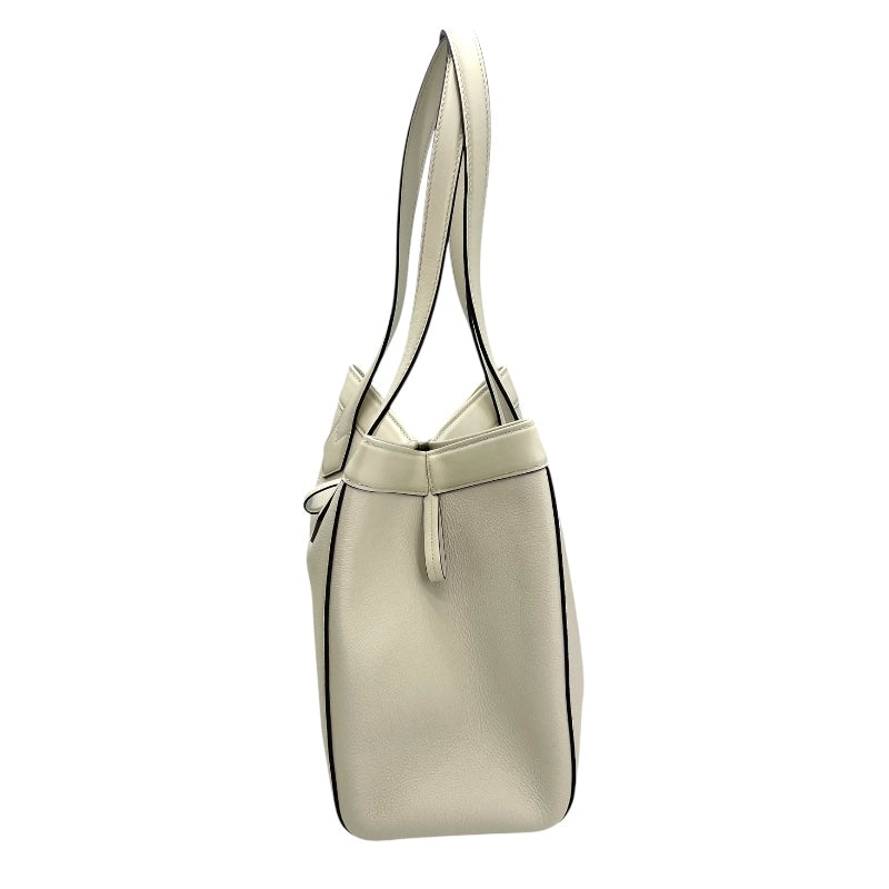 フェンディ FENDI オリガミ ミディアム 8BH414 ホワイト カーフ レディース トートバッグ