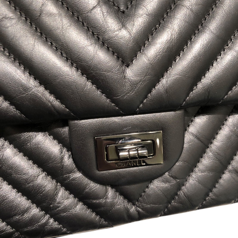 シャネル CHANEL 2.55Vステッチフラップバッグ A37587 ブラック　ブラック金具 カーフ レディース ショルダーバッグ
