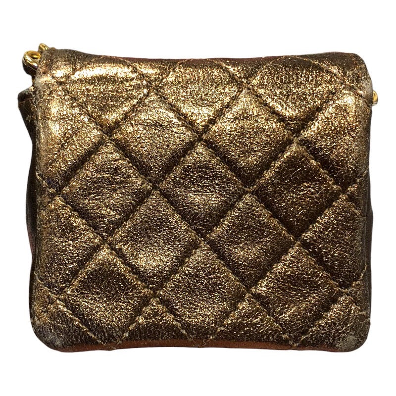 シャネル CHANEL ミニミニマトラッセショルダー ゴールド　ゴールド金具 ラム レディース ショルダーバッグ