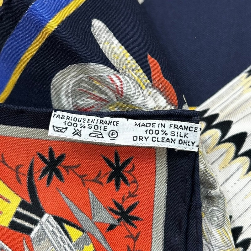 エルメス HERMES カレ90　Kachinas マルチカラー シルク100％ ユニセックス スカーフ