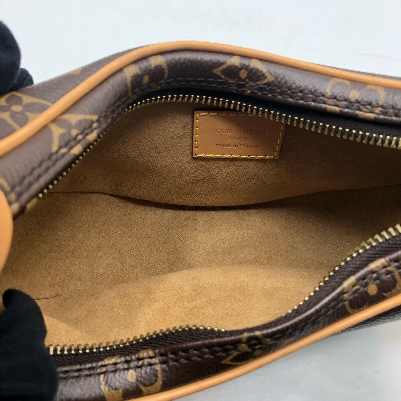 ルイ・ヴィトン LOUIS VUITTON ループ M81098 モノグラム モノグラム