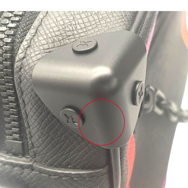 ルイ・ヴィトン LOUIS VUITTON ミニ ソフトトランク M30351 ブラック×マルチ タイガーレザー メンズ ショルダーバッグ