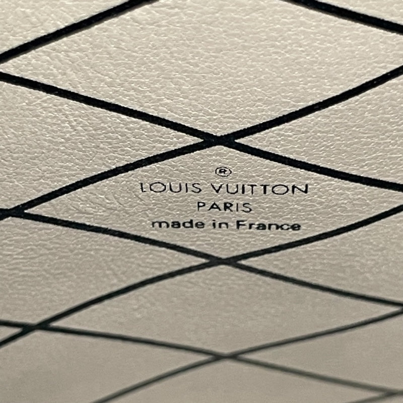 ルイ・ヴィトン LOUIS VUITTON トランククラッチ M53052 ブラック エピ レディース ショルダーバッグ