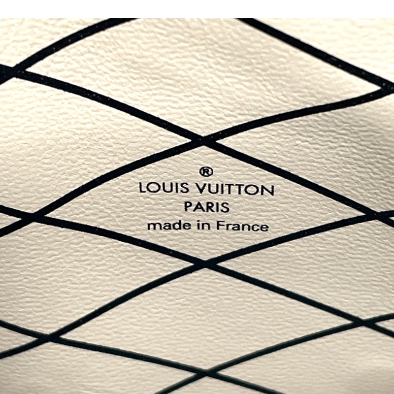 ルイ・ヴィトン LOUIS VUITTON トランククラッチ M53052 ブラック エピ レディース ショルダーバッグ