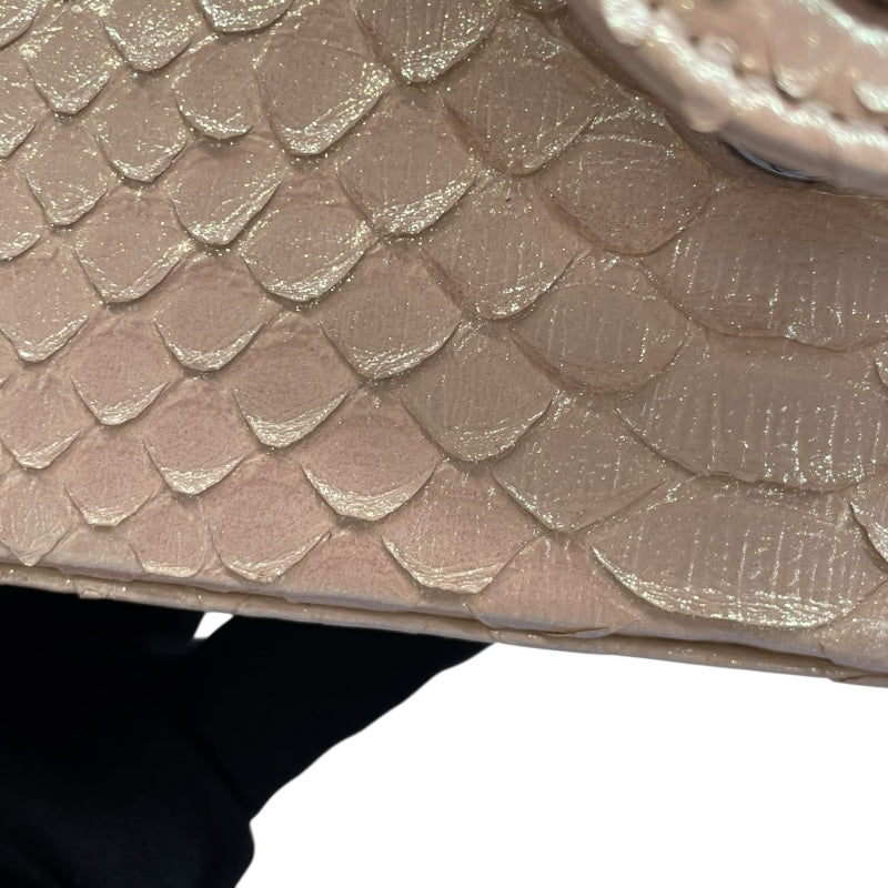 シャネル CHANEL マトラッセ25 A01112 ピンクベージュ×シルバー