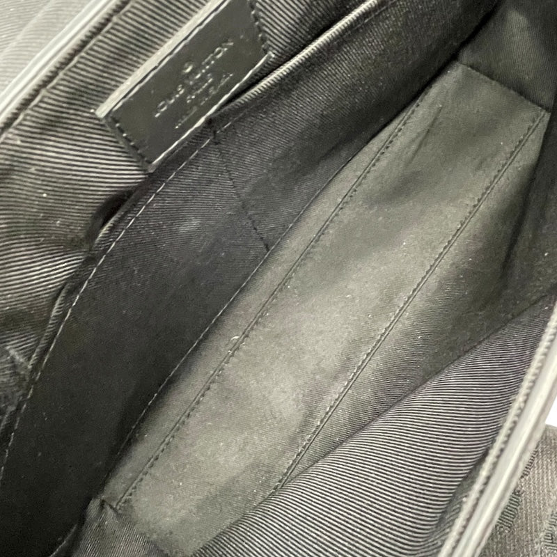 ルイ・ヴィトン LOUIS VUITTON テイクオフ・メッセンジャー M57080 ブラック カーフレザー メンズ ショルダーバッグ