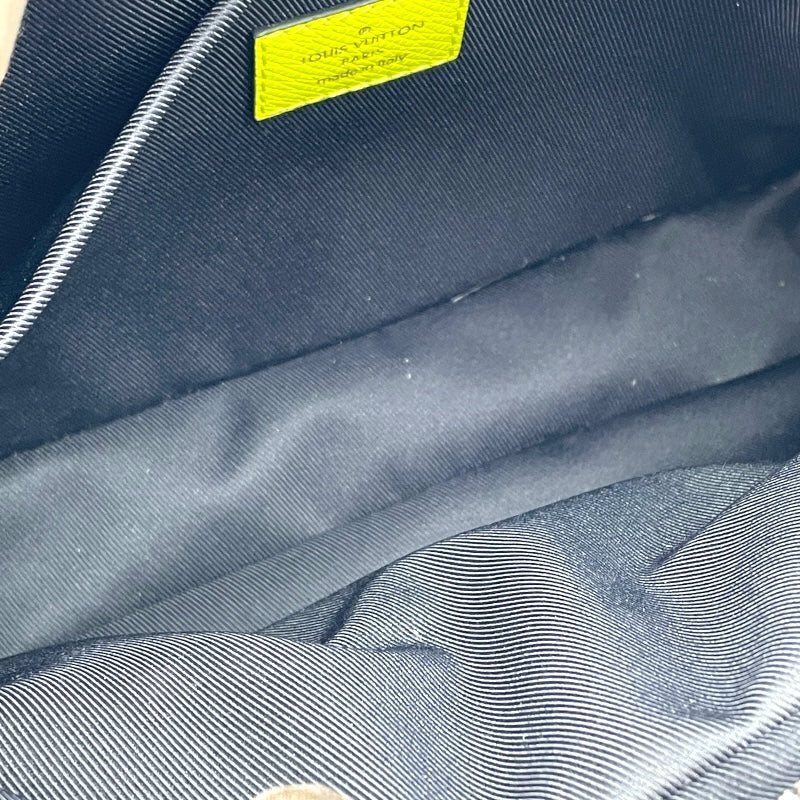 ルイ・ヴィトン LOUIS VUITTON アウトドアメッセンジャー M30943