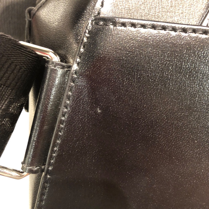 ジバンシィ GIVENCHY アンティゴナU　ショルダーバッグ ブラック・シルバー金具 レザー レザー ユニセックス ショルダーバッグ