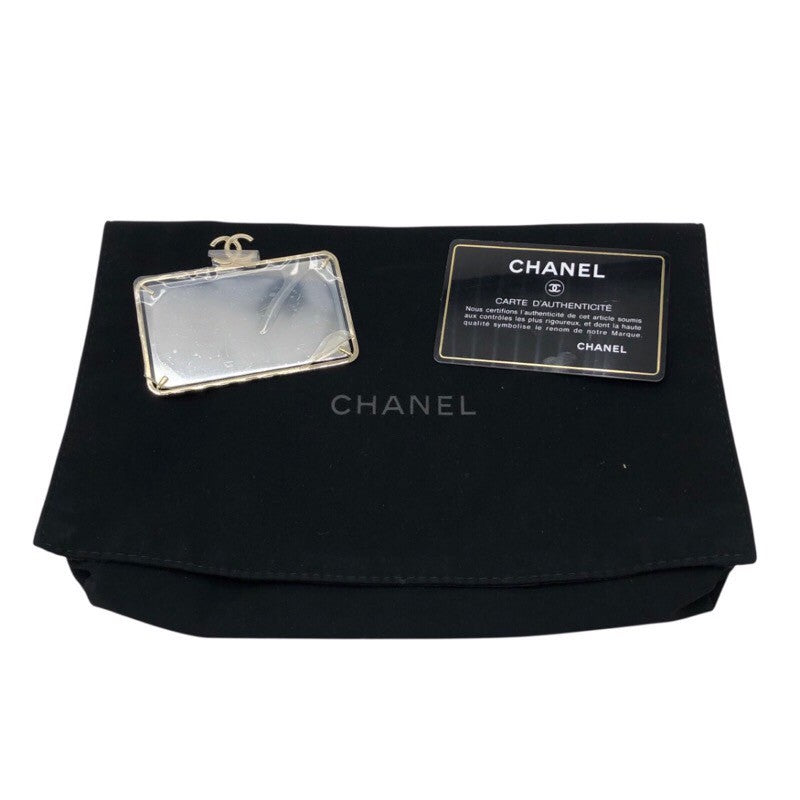 シャネル CHANEL ボックスショルダー AP2656 ブラック×GD金具 ラム