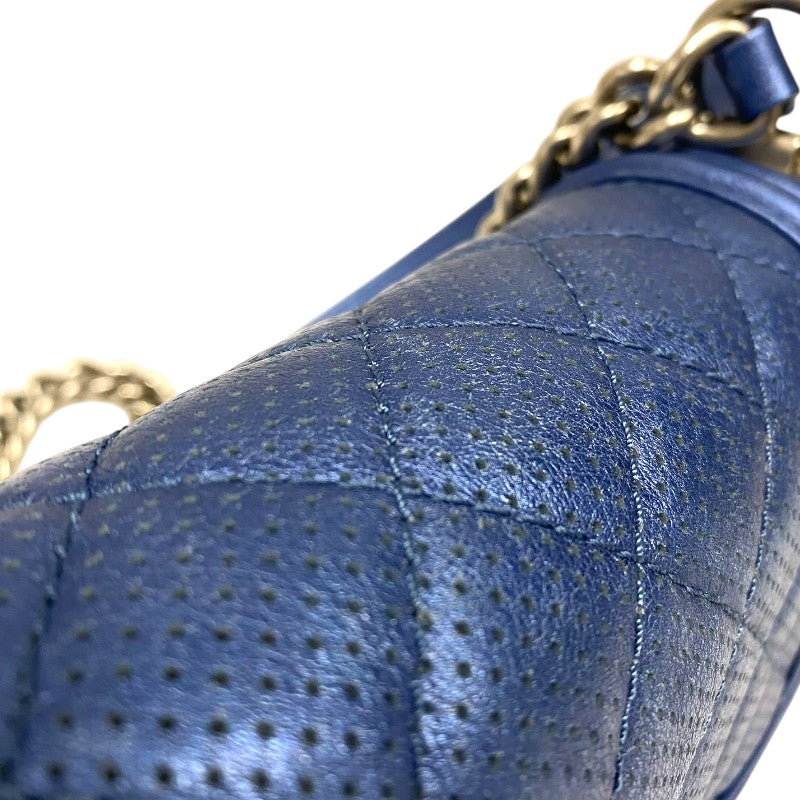 シャネル CHANEL ボーイシャネル20 A67085 20番台 ブルー シルバー金具 パンチングカーフ レディース ショルダーバッグ
