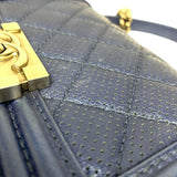シャネル CHANEL ボーイシャネル20 A67085 20番台 ブルー シルバー金具 パンチングカーフ レディース ショルダーバッグ