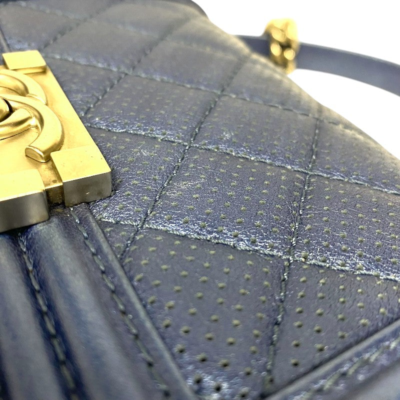 シャネル CHANEL ボーイシャネル20 A67085 20番台 ブルー シルバー金具 パンチングカーフ レディース ショルダーバッグ