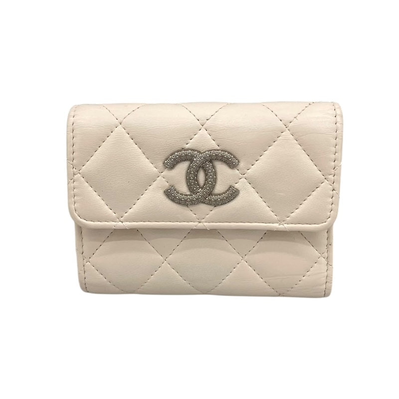 シャネル CHANEL マトラッセ カードケース AP3827 ホワイト シャイニーラム レディース カードケース