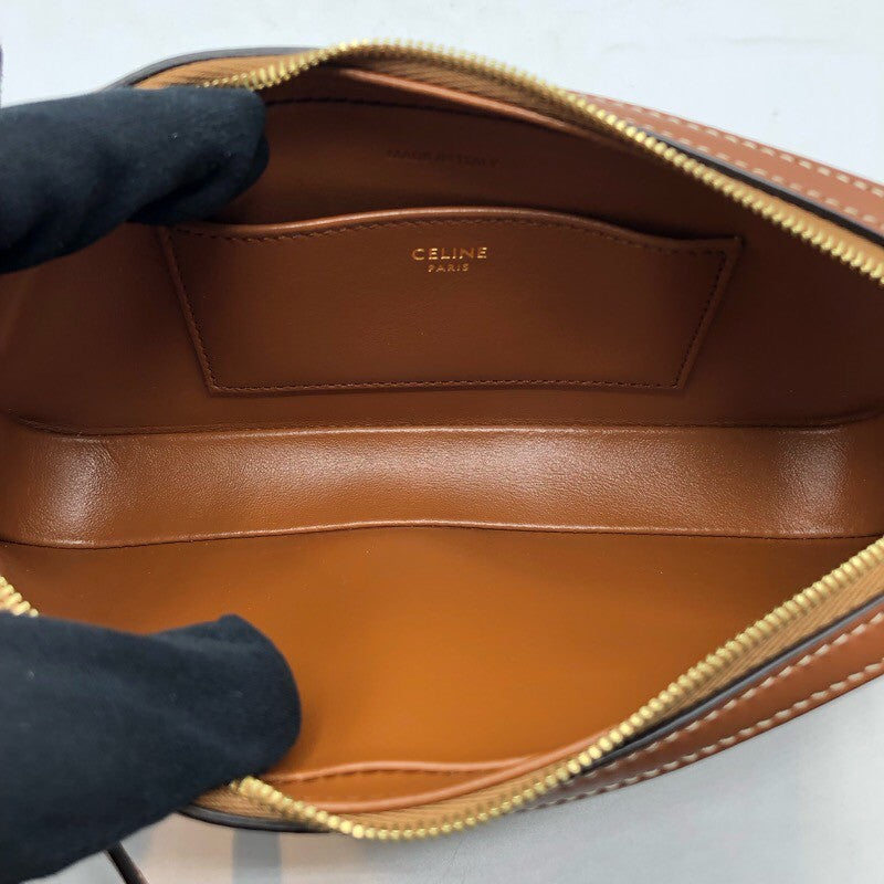 CELINE トリオンフキュイル ミニバッグ CELINE◇キュイルトリオンフ ロゴ カメラショルダーバッグ AMZN