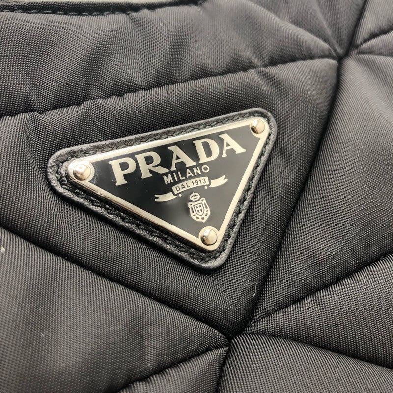 プラダ PRADA パデッドRe-Nylon ショルダーバッグ 1BC151 ブラック ×シルバー金具 ナイロン レディース ショルダーバッグ