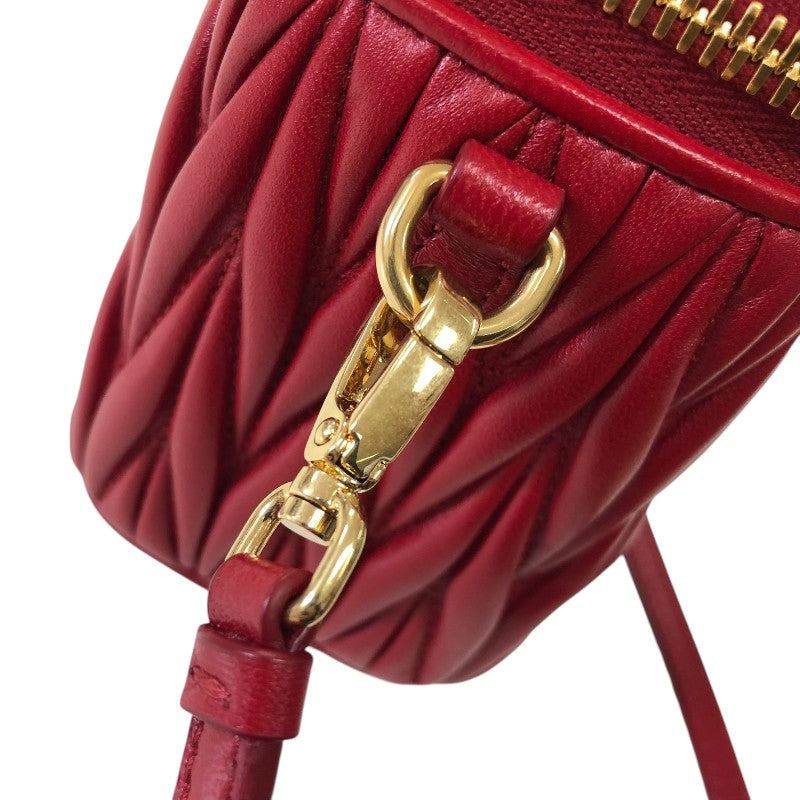 ミュウミュウ miu miu マテラッセレザー マイクロバッグ 5NR018