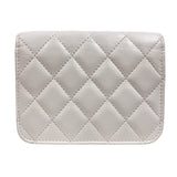 シャネル CHANEL マトラッセミニチェーンウォレット AP1628 ホワイト　ゴールド金具 ラムスキン レディース ウォレットチェーン
