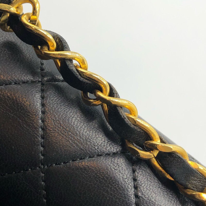 シャネル CHANEL マトラッセチェーンショルダーバッグ ブラック/GD金具 ラム レディース ショルダーバッグ