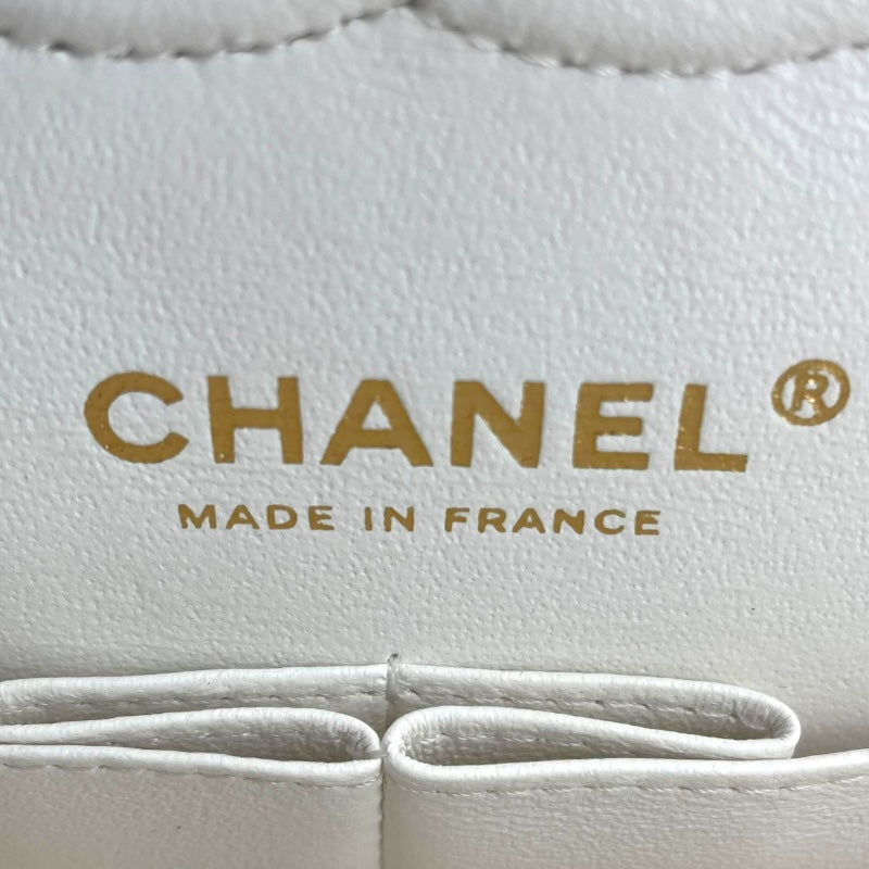 シャネル CHANEL マトラッセ23 A01113 ホワイト キャビアスキン レディース ショルダーバッグ