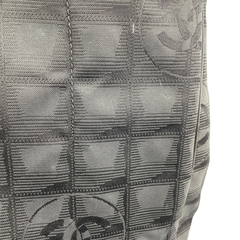シャネル CHANEL ニュートラベルライントートバッグPM A20457　11番台 ブラック×ゴールド金具 ナイロンジャガード レディース トートバッグ