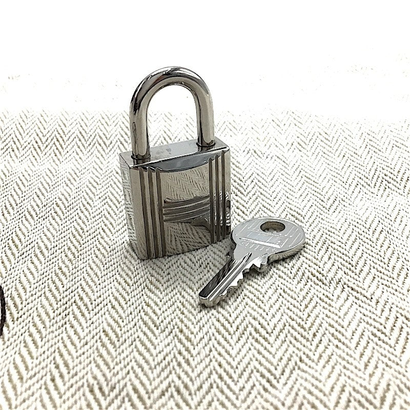 エルメス HERMES ピコタンロックPM T刻 ルビー トリヨン レディース ハンドバッグ