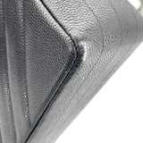 シャネル CHANEL チェーンショルダー シリアル3番台 ブラック×ゴールド金具 キャビアスキン レディース ショルダーバッグ