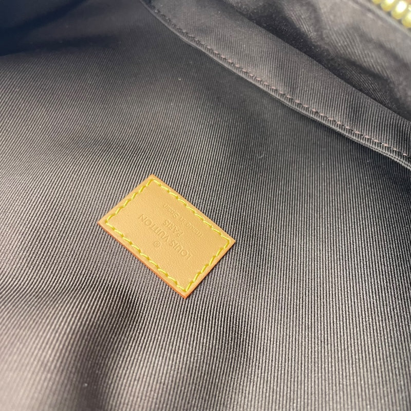 【むむ出品】 ジムニー専用ドリンクホルダー | カー用品のセイワ