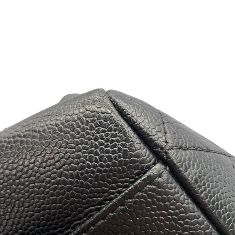 シャネル CHANEL GSTトート A50995　19番台 ブラック　ゴールド金具 キャビアスキン レディース トートバッグ