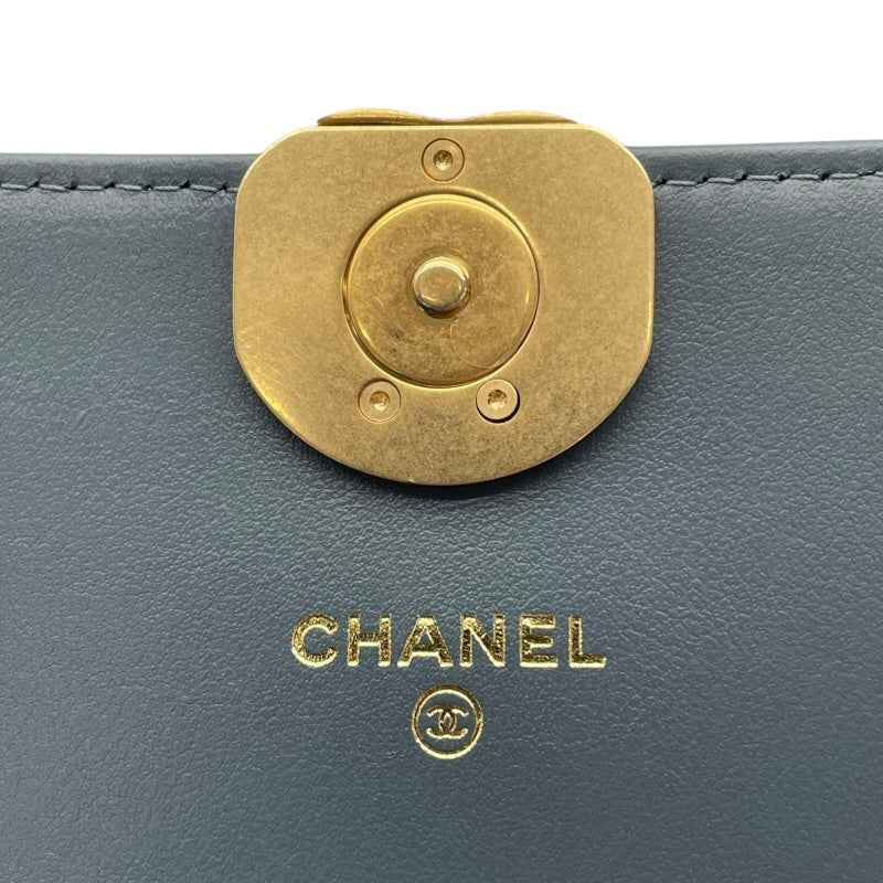 シャネル CHANEL マトラッセスモールフラップバッグ ブルー　ゴールド金具 ラムスキン レディース ショルダーバッグ