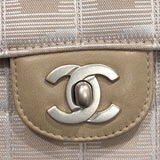 シャネル CHANEL ニュートラベルラインフラップバッグ A15285 ベージュ シルバー金具 ナイロンジャガード レディース ショルダーバッグ