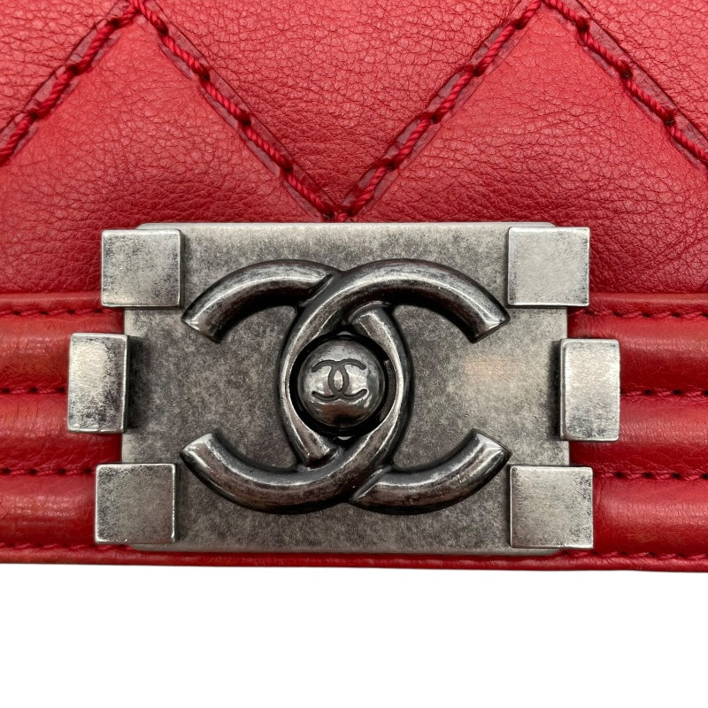 シャネル CHANEL ボーイシャネル20 A67085 18番台 レッド シルバー金具 カーフ レディース ショルダーバッグ
