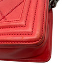 シャネル CHANEL ボーイシャネル20 A67085 18番台 レッド シルバー金具 カーフ レディース ショルダーバッグ