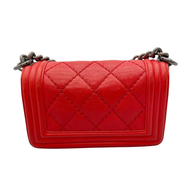 シャネル CHANEL ボーイシャネル20 A67085 18番台 レッド シルバー金具 カーフ レディース ショルダーバッグ