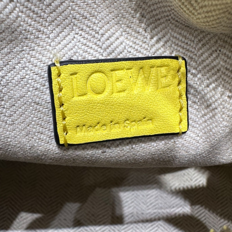 LOEWE パズルバッグ　スエードイエロー フェザーライト パズルバッグ ミニ（ナパラム） イエロー - ロエベ