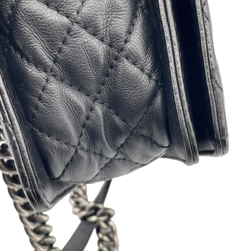 シャネル CHANEL ボーイシャネル25 A67086 18番台 ブラック×シルバー金具 ソフトカーフ レディース ショルダーバッグ