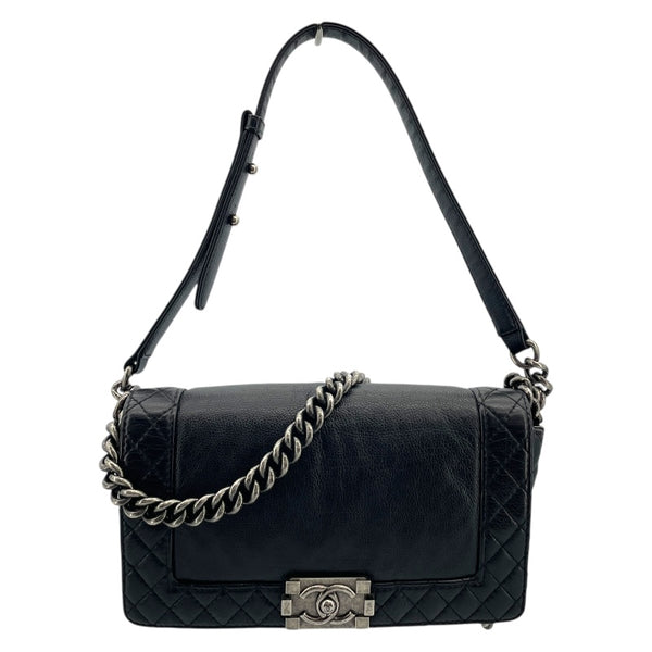 シャネル CHANEL ボーイシャネル25 A67086 18番台 ブラック×シルバー金具 ソフトカーフ レディース ショルダーバッグ