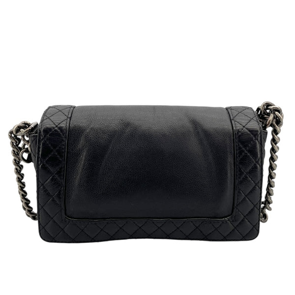 シャネル CHANEL ボーイシャネル25 A67086 18番台 ブラック×シルバー金具 ソフトカーフ レディース ショルダーバッグ