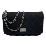 シャネル CHANEL マトラッセチェーンショルダー 17番台 ブラック SV金具 キャンバス/カーフ レディース ショルダーバッグ