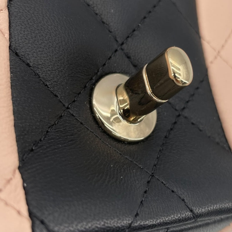 シャネル CHANEL ミニマトラッセ17 A35200 ピンク/ブラック GD金具 ラムスキン レディース ショルダーバッグ