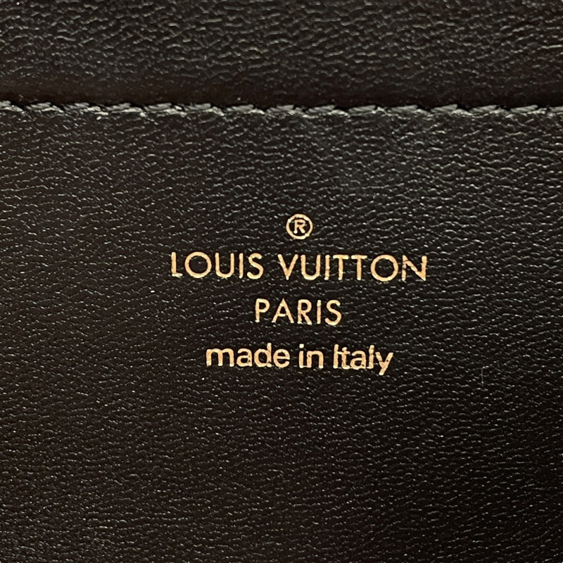 ルイヴィトン　ポシェットクレ　マヒナ　ノワール　Louis Vuitton ルイ・ヴィトン LOUIS VUITTON ポシェットクッサン M82116