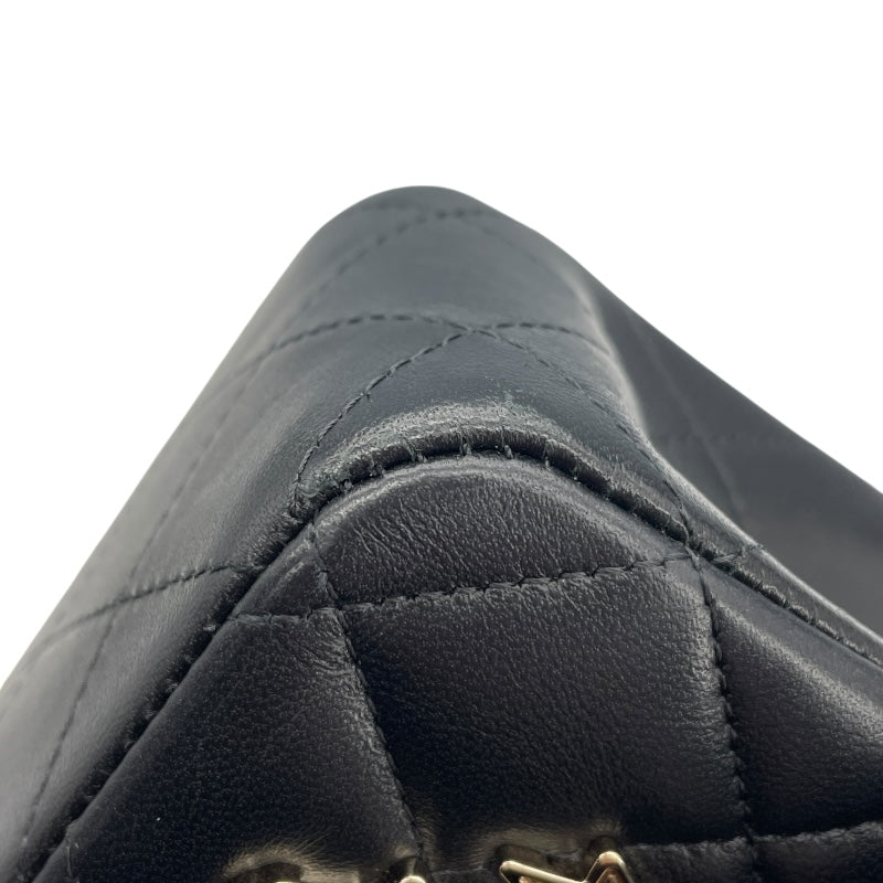 シャネル CHANEL マトラッセ25　ワッペン A01112 ブラック　ゴールド金具 ラムスキン レディース ショルダーバッグ