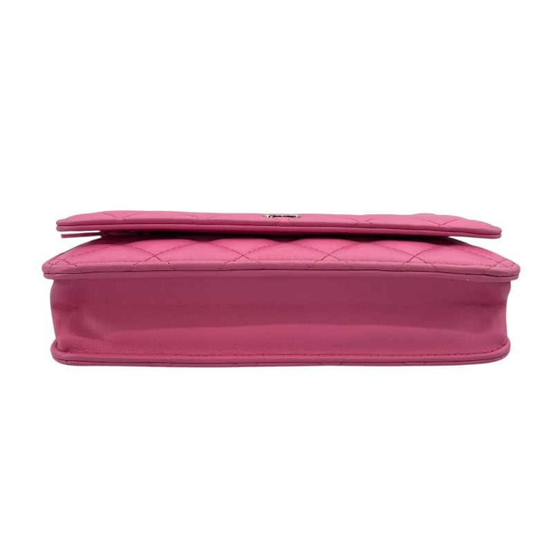 【イナ】CHANEL シャネル 赤　紫　茶色　レザーベルト　70㎝ イナ様専用】CHANEL シャネル 赤 紫 茶色 レザーベルト 70㎝