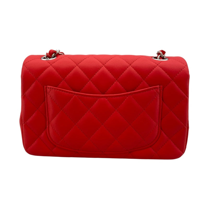 シャネル CHANEL ミニマトラッセ20 A69900 26番台 レッド SV金具 ラムスキン レディース ショルダーバッグ